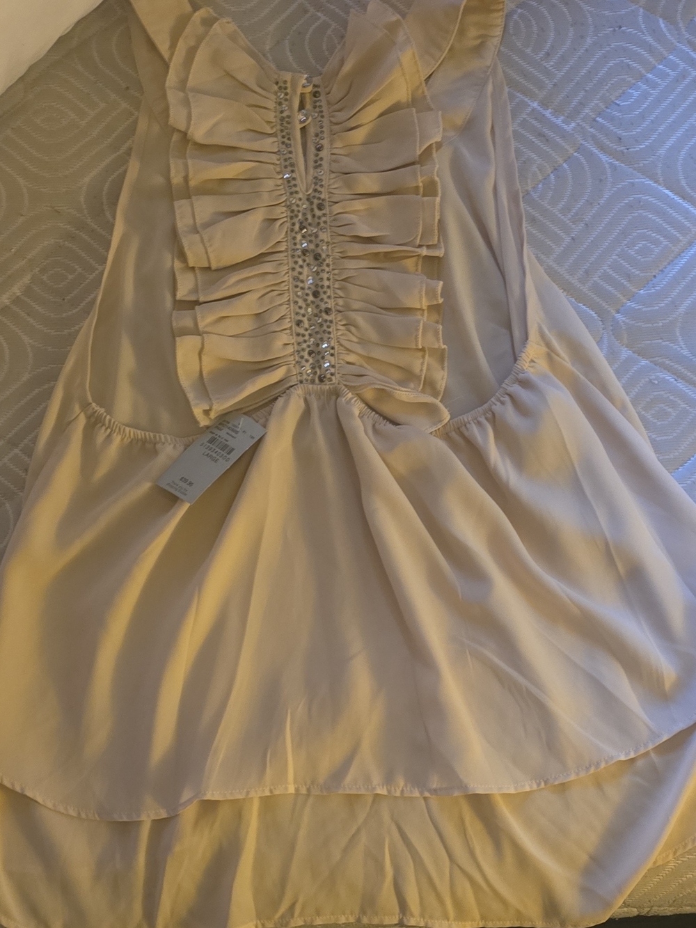NWT BKE Buckle Ruffle Rhinestone Embellished Beige Trapeze Tank Top Size Large